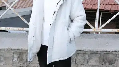 Kayseri’de bıçaklı kavgada ölen 19 yaşındaki genç son yolculuğuna uğurlandı