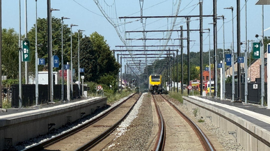 Belçika'da aşırı sıcaklar, tren seferlerini etkiledi