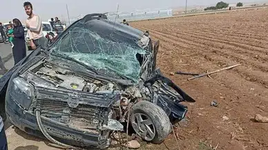 Şanlıurfa’da ağaca çarpan otomobil devrildi, sürücü yaşamını yitirdi