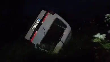 Tokat'ta minibüs takla attı: Sürücü yaralandı