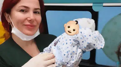 Hastaneye sevk edilmişti: Hamile kadın ambulansta doğum yaptı