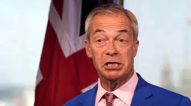 İngiltere'de göçmen karşıtı Nigel Farage istifa etti: Yeniden aday olacağını açıkladı