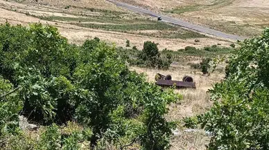 Muş'ta traktör römorku uçuruma yuvarlandı: 1 ölü, 23 yaralı