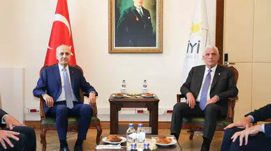 TBMM Başkanı Numan Kurtulmuş İYİ Parti'yi ziyaret etti