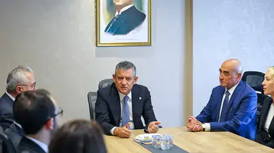 Yeni Parti ilk toplantısını gerçekleştirdi