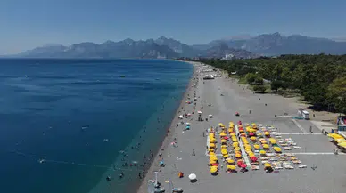 Antalya'da hissedilen sıcaklık 44 dereceye ulaştı: Uzmanlar uyardı