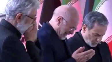 Tahran'da Hamaney için devlet töreni: Erakçi ve Kalibaf gözyaşlarına boğuldu