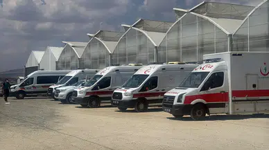 Afyonkarahisar'da ilaçlanan serada temizlik yapan 24 işçi hastanelik oldu