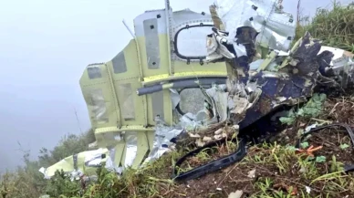 Endonezya’da kaybolan uçak bulundu: Kayıp 10 kişi aranıyor, 1 kişi hayatını kaybetti