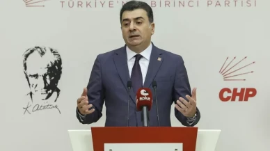 CHP'li Zeynel Emre: 'Ülkeyi yönetmek istiyorsanız 2026’da güvenoyu almalısınız'