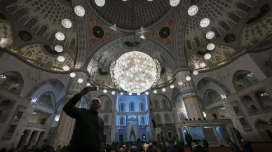 Berat Kandili 2026 Ne Zaman, Hangi Güne Denk Geliyor? İşte Dini Günler Takvimi ve Tüm Detaylar