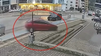 Eğitim sürüşü kazayla bitti: Sürücü adayı fren yerine gaza bastı