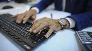 Kamu personeline yeni düzenleme: Adaylık ve disiplin şartları sertleşiyor, 3 yıl atama yasağı geliyor