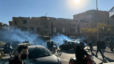 İran’da göstericiler polisle çatıştı: 2 kişi hayatını kaybetti