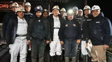 Manisa Valisi Özkan, yeni yılı Soma’da madencilerle yer altında karşıladı