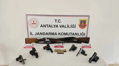 Antalya’da ruhsatsız silah operasyonu düzenlendi: 5 şüpheli yakalandı