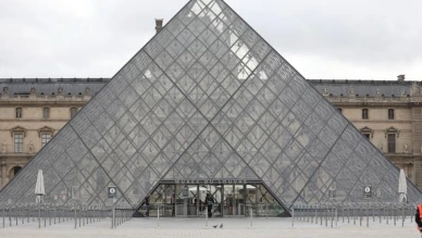 Louvre Müzesi’nde tarihi soygun: 88 milyon avroluk eserler hâlâ kayıp