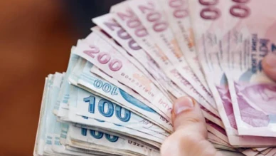 Üst düzey bürokratlara 30 bin TL seyyanen zam: Düzenleme komisyondan geçti