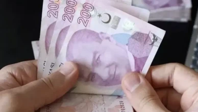 Faizlerde 2,5 yıl sonra bir ilk gerçekleşti: Kredi ve mevduat faizleri sert düştü