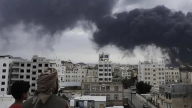 İsrail, Gazze'de barınma merkezini vurdu: 4 yaralı