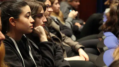 AK Parti'nin üniversite öğrencilerine af paketi nedir, kimler yararlanabilir?