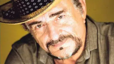 Alpay'ın ailesi, eşi ve çocukları kim? Usta sanatçı Alpay'ın cenazesi ne zaman ve nerede defnedilecek?