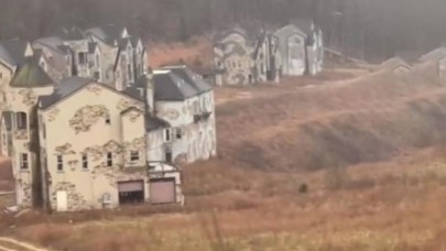 Görenler sınırı geçemiyor: 1, 6 milyar dolarlık tatil köyünün hikayesi ürkütüyor