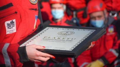 TİKA,  Bosna Hersek'teki arama kurtarma ekibine arazi aracı desteği sağladı