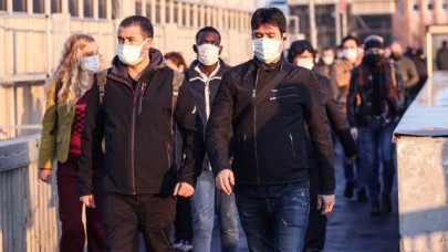 İstanbul'da hafta,  kısıtlama sonrası hareketli başladı