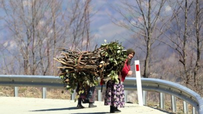 Doğu Karadenizli kadınların sabah başlayan yorucu mesaisi