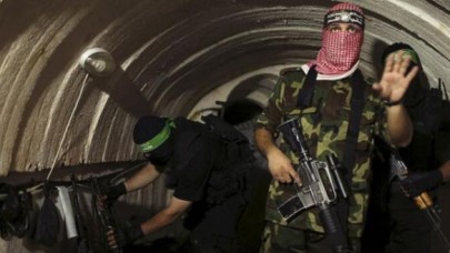 İsrail'in yok etmek için var gücüyle bombaladığı Hamas'ın tünelleri ilk kez görüntülendi