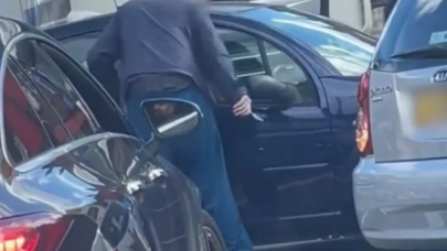 İngiltere'de petrol krizi devam ediyor: Sürücüler arasında bıçaklı kavga