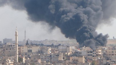 Esad rejimi İdlib'de sağlık merkezi ve okulu vurdu