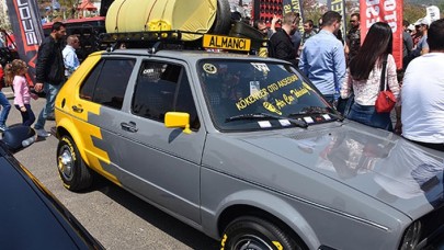 Modifiyeli araç fuarında ilginç olay! Fuar bitti,  araçlara ceza yağdı