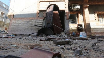 Yabancı savaş uçakları Trablus'ta yerleşim birimlerini vurdu