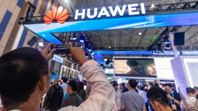 Huawei ambargosu satıştaki telefonları kapsamıyor