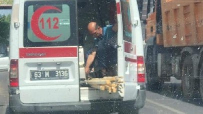 Ambulansta kereste taşınmasına sosyal medyada tepki 