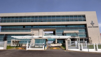Anayasa Mahkemesi'nden 'vekalet ücreti' kararı