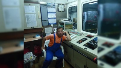 Arkadaşlarıyla içki içti,  alkol komasından öldü