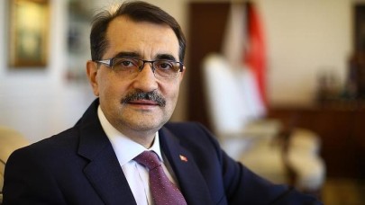 Bakan Dönmez'den "kendi elektriğini kendin üret" çağrısı