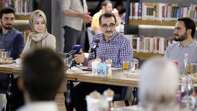 Bakan Dönmez: Hayalim ülkeyi enerjide dışa bağımlılıktan kurtarmak