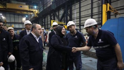 Bakan Varank: Tek gündemimiz yatırım,  ekonomi