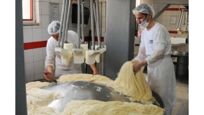 Bayram öncesi pişmaniye üretimi arttı