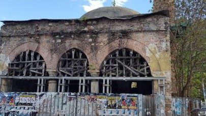 Bulgaristan'daki 479 yıllık Fatih Sultan Mehmet Camii yıkılmak üzere