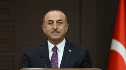 Çavuşoğlu'ndan caminin kundaklanmasına tepki