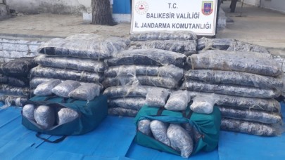 Denizde batan tekneden 1, 1 ton uyuşturucu çıktı