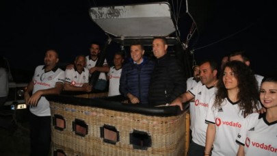 Fikret Orman,  Beşiktaş balonuyla Kapadokya semalarında uçtu