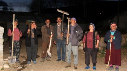 Gördükleri manzara karşısında şaşkına döndüler! Sırayla nöbet tutmaya başladılar