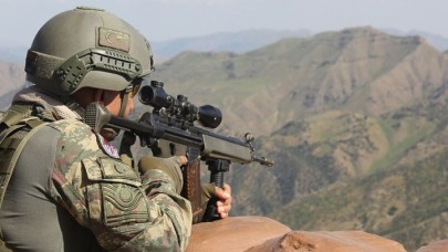 Hakkari'de bir asker şehit oldu