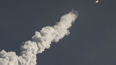 Husilerden Suudi Arabistan'a balistik füze saldırısı